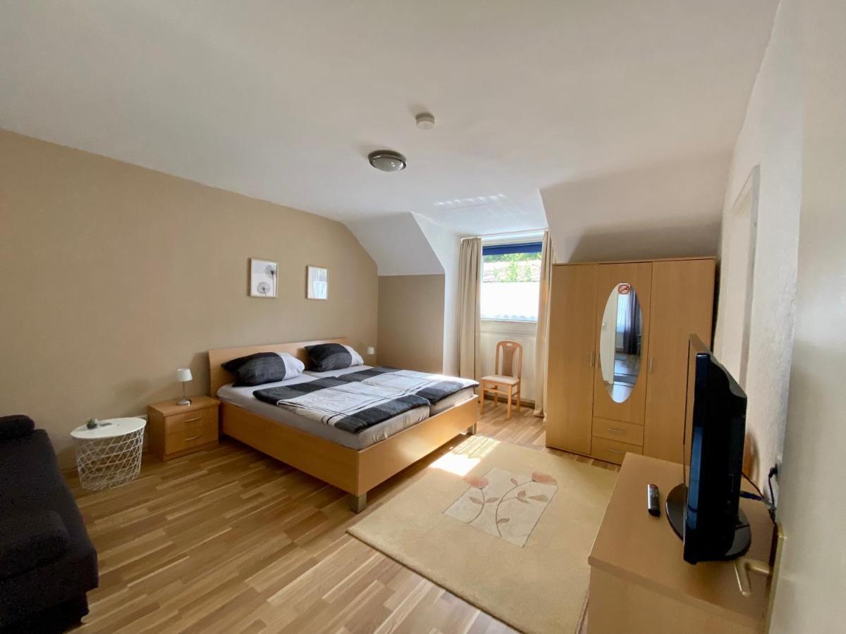 Ferienwohnung Metzen Burg  Extérieur photo